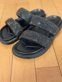 ZARA ビジューサンダル ブラックのサムネイル