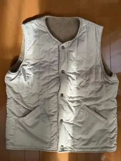 ユナイテッドアローズグリーンレーベル中綿ボアリバーシーブルベスト