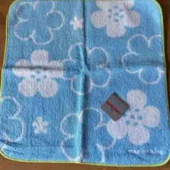 新品未使用　marie claire タオルハンカチ ブルー 花柄　高島屋紙袋付のサムネイル