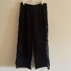 ✳︎ジーユーアンダーカバー ワイド コーデュロイ パンツ 黒 綿 お出かけ✳︎