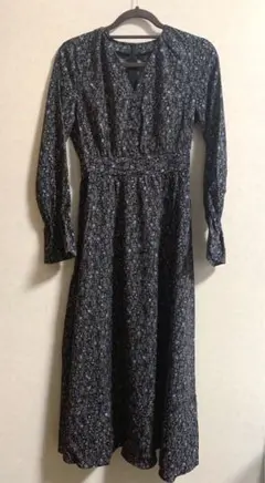 【新品】FRAY I.D 花柄 Vネック ロングワンピース
