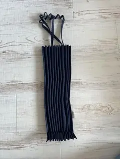 ISSEY MIYAKE me プリーツ トートバッグ ネイビーのサムネイル