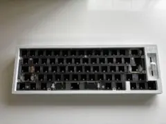 Fox65 キーボードPOM プレート