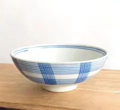 染付格子丼　茶碗　飯碗　イゲ皿、統制陶器や印判皿、倉敷意匠やコトゴト、砥部焼好きのサムネイル