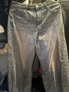 セットアップ バレルレッグジーンズ スウェットトレーナー GU