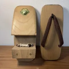 L*♡様 新品 木製ベージュ下駄 茶色の鼻緒付き