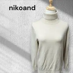 美品　nikoand アイボリー タートルネック セーター