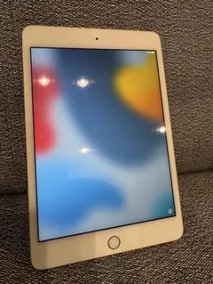 【年始セール】iPad mini4 16GB Wi-Fiモデル ゴールド