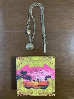 VERSACE ヴェルサーチ ヴェルサーチェ ゴールドブレスレットH&Mコラボ 