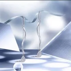 e135ピアス レディース 人気 最高級ジルコニア ピアス 揺れる