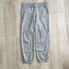 Nike ライトグレー ジャージ　スウェットパンツ