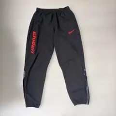 Nike DRIFITブラックパンツ ジッパーポケット付き