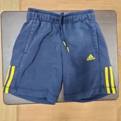 adidas ネイビー ハーフパンツ
