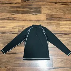 ハーフジップ ランニングウェア