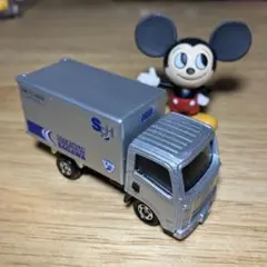 絶版 トミカ No.32 いすゞ エルフ 引越トラック 赤ロゴ TOMY - メルカリ