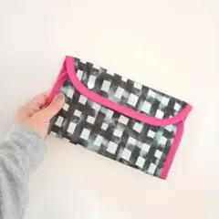 Item thumbnail for item 217d2f35-a92d-48c7-a63f-83faaca25d5e