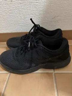 Nike ブラック スニーカー 23.5
