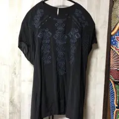 ズッカ手刺繍トップスチュニック