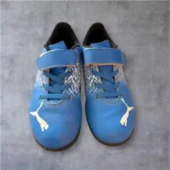 PUMA サッカースパイク ブルー ブラック キッズ22センチ - メルカリ
