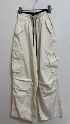 SHEIN アイボリー カーゴパンツ Mサイズ