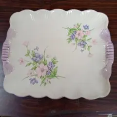 未使用　大皿　花柄の陶器皿（四角形）
