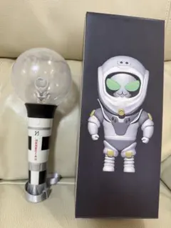 Item thumbnail for item 279121f0-393e-4df8-b925-c5a626d5a7e4