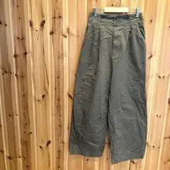 【グラシア】ワイドパンツ　前ポケット付　後飾りポケット付　カーキ系　緑色系