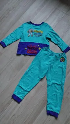 トイストーリー バズライトイヤー パジャマ