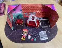 L.O.L. サプライズ！ ファニチャー コージー クーペ