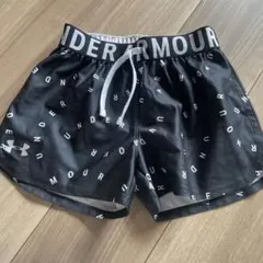 アンダーアーマー　ジュニアＭサイズ　130cm 140cm