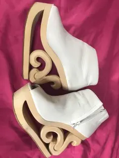 JEFFREY CAMBELLのサムネイル