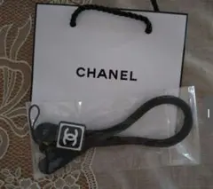 2026年最新】CHANEL スマホ用ストラップの人気アイテム - メルカリ