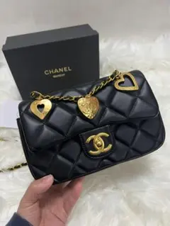 CHANEL CC ロゴブラック キルティングショルダーバック　ノベルティ
