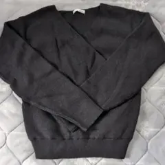 ダークグレー Vネック 長袖ニット