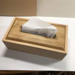 ティッシュボックス