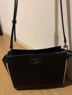 kate spade ブラック ショルダーバッグ