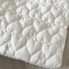 ホワイトハートキルティング×リボン刺繍 生地 白 撥水 韓国 布 キルト イブル