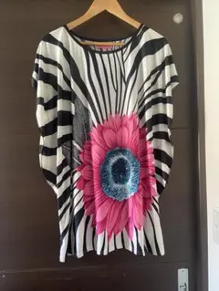Latina チュニック 半袖 ゼブラ柄 花柄
