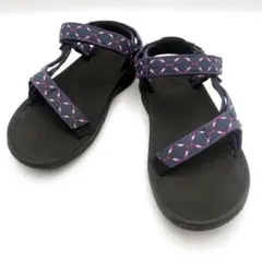 Item thumbnail for item e2e5a316-8a2d-476d-81ae-e196b1472fd5