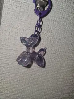 バルーンアートの犬型チャーム