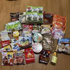 お菓子 食品 詰め合わせセット まとめ売り 鍋 韓国海苔 ラーメン スナック