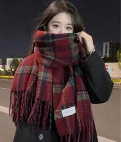 赤チェックマフラー