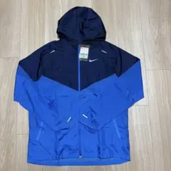 ★週末値下げ！新品タグ付き！NIKE エッセンシャル ウィンドランナー フーディ
