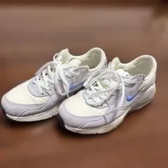 エクシー スニーカー