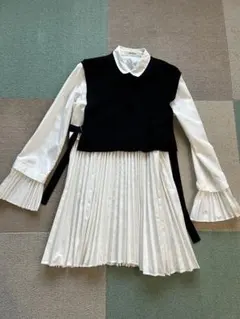 シャツワンピ・ニットベストセット　COCO DEAL