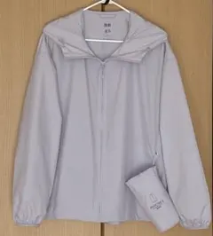 UNIQLO ポケッタブルUVカットパーカ　M ライトグレー　収納袋・タグ付き