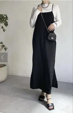 黒のキャミワンピース Vネックバック　インナーSET