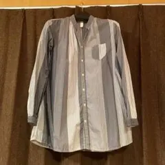 ヘンリーネックシャツ、ボーダー、オーバーサイズ　体型カバー