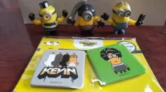 ミニオンズ　フィギュア　バッヂ