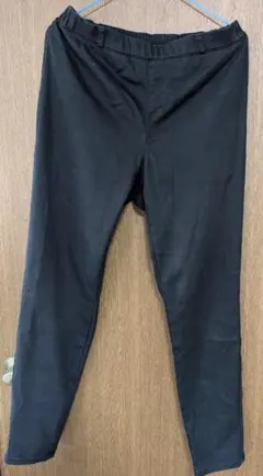 GU カジュアルパンツ　XLサイズ　ブラック　ウェスト部分ゴム入り